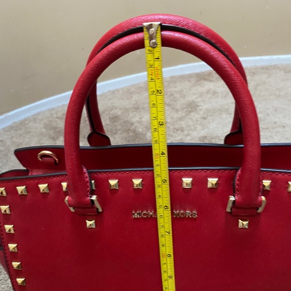 Michael Kors Selma Studded Large Red Bag $458 - Picture 7 of 9